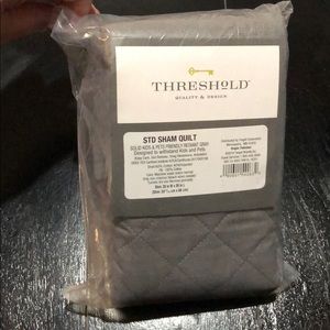Threshold Standard Family Frdly Solid Pillow Sham